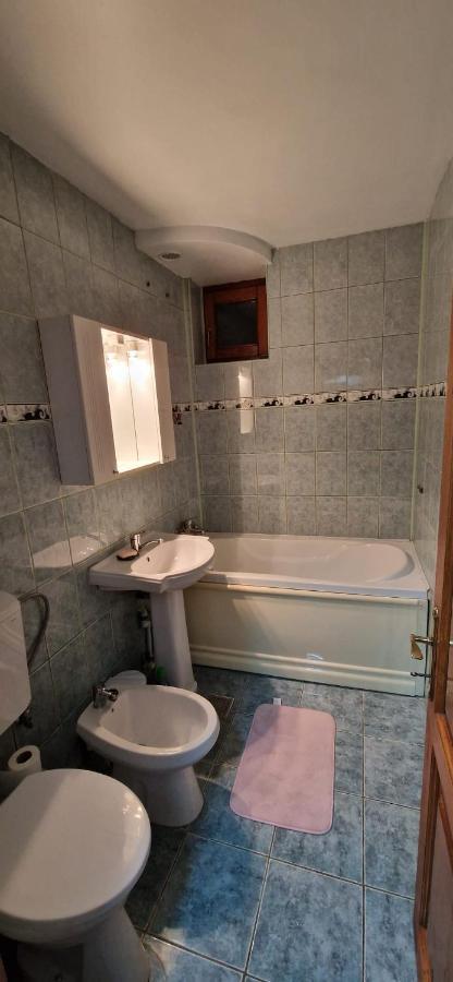 Anastasia. Apartment Tulcea Luaran gambar